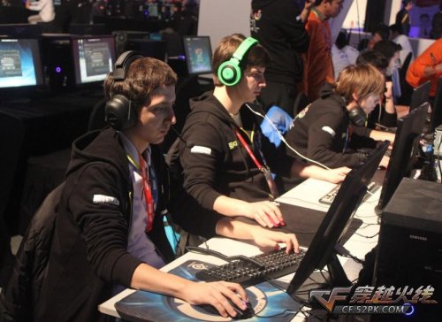 G2 Esports 在红牛主场2025的决赛中以3：0自信地击败了NRG，获得了比赛冠军头衔。