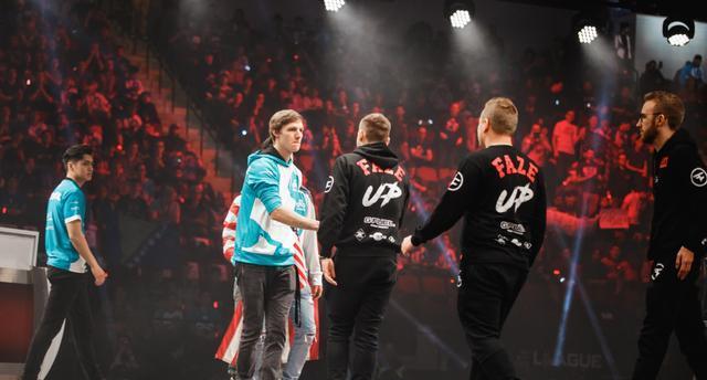 不愧是GZI，GALA成为LPL第二位AD位置FMVP